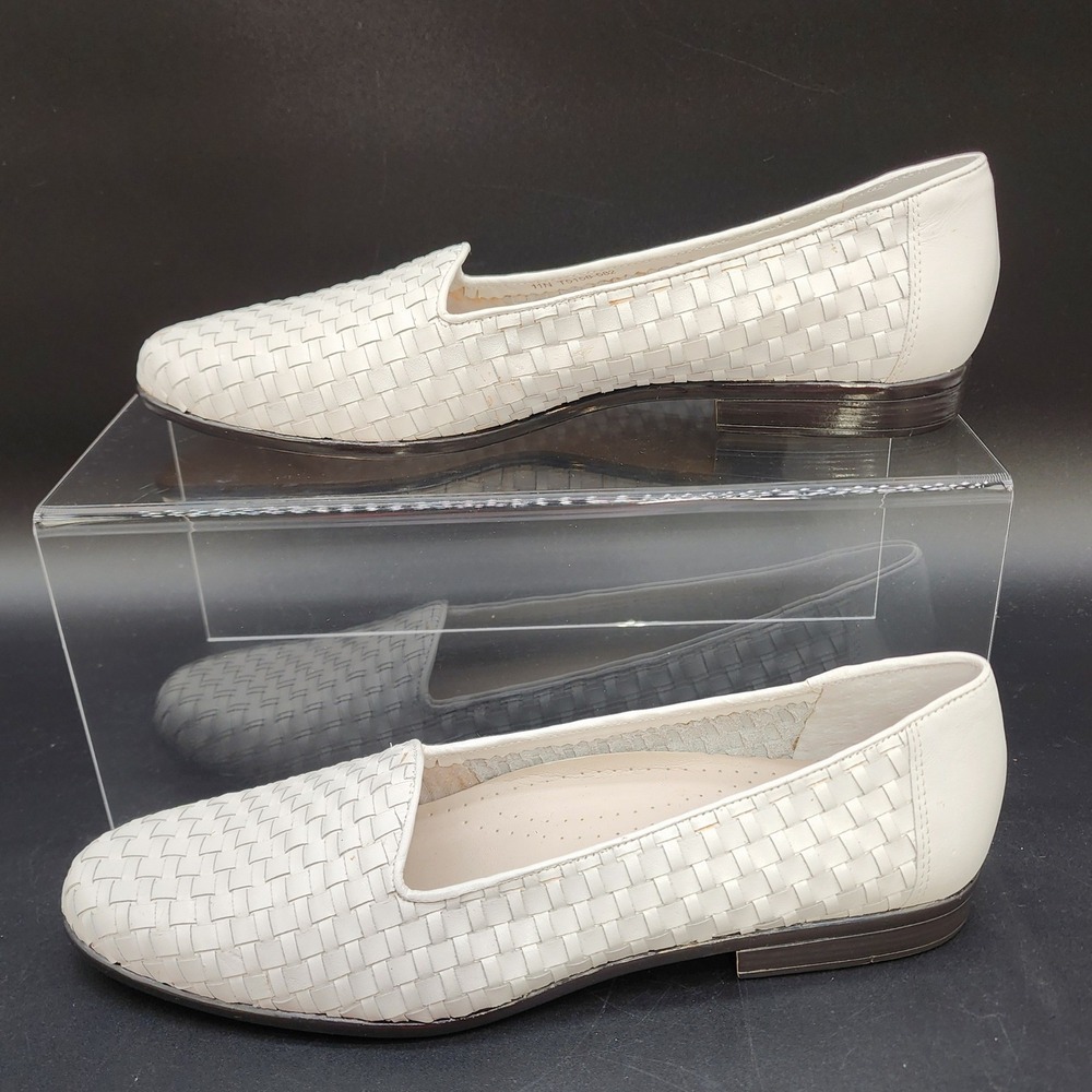 Trotters 11N White Woven Leather Estee Pointed Toe Flat Loafer Preppy Class NWOT
